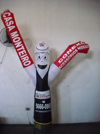 Boneco com boné Inflável - 16